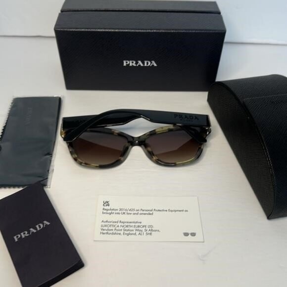?- New - Prada Sunglasses Prada PR 23 XSF Black/Havana Media main image 8